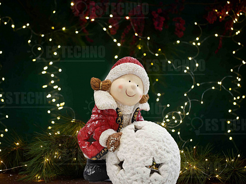 Подсвечник из керамики "Девочка и снежный шар", 37 см.
