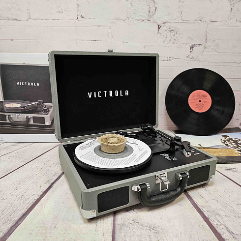Портативный виниловый проигрыватель VICTROLA JOURNEY+, 33/78/45 об/мин,+BT/AUX/LINE, цвет серый-чёрный