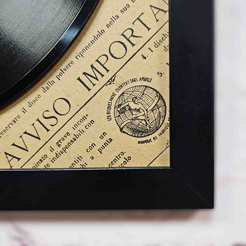 Панно ГРАМОФОННАЯ ПЛАСТИНКА В РАМКЕ, старинная