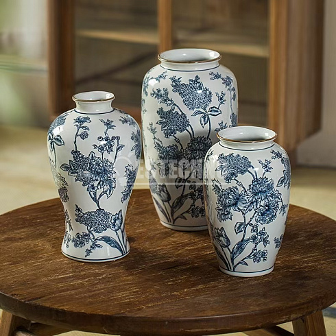 Ваза фарфоровая в традиционном китайском стиле набор 3 шт.
