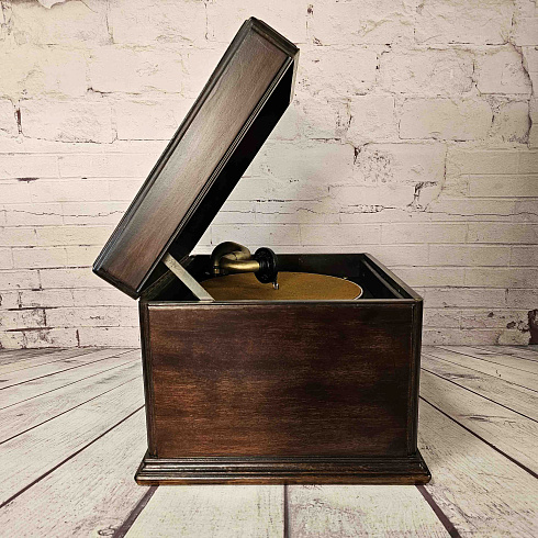 Граммофон кабинетный, настольный «Victrola» J1-71