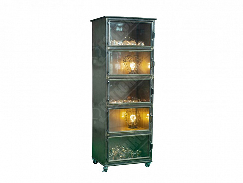 Шкаф металлический Compartment storage cabinet, 152х55 см