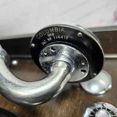 Старинный английский патефон «Columbia Viva-tonal Grafonola» №452 